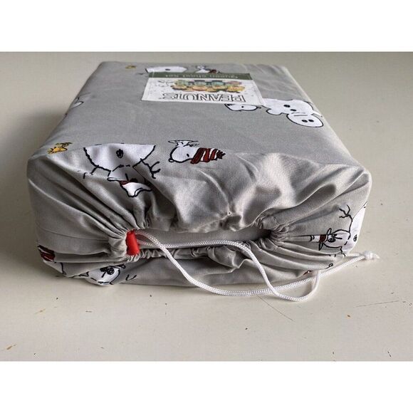 Peanuts Snoopy Woodstock QUEEN SIZE Sheet Set Christmas Snowman Winter Grey NEW - Picture 10 of 11